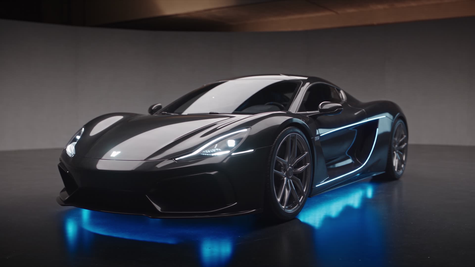 VELTRIX front three-quarter view